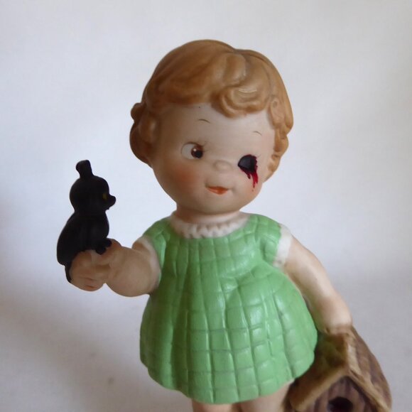 NEW THE BIRDS ALFRED HITCHCOCK CURIOSITIES UPCYCLED GOTHIC HORROR FIGURE ODDITY - Picture 5 of 16